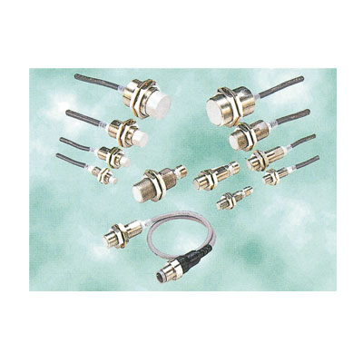 근접센서 스탠다드타입 E2E 직류2선식(코드인출타입)